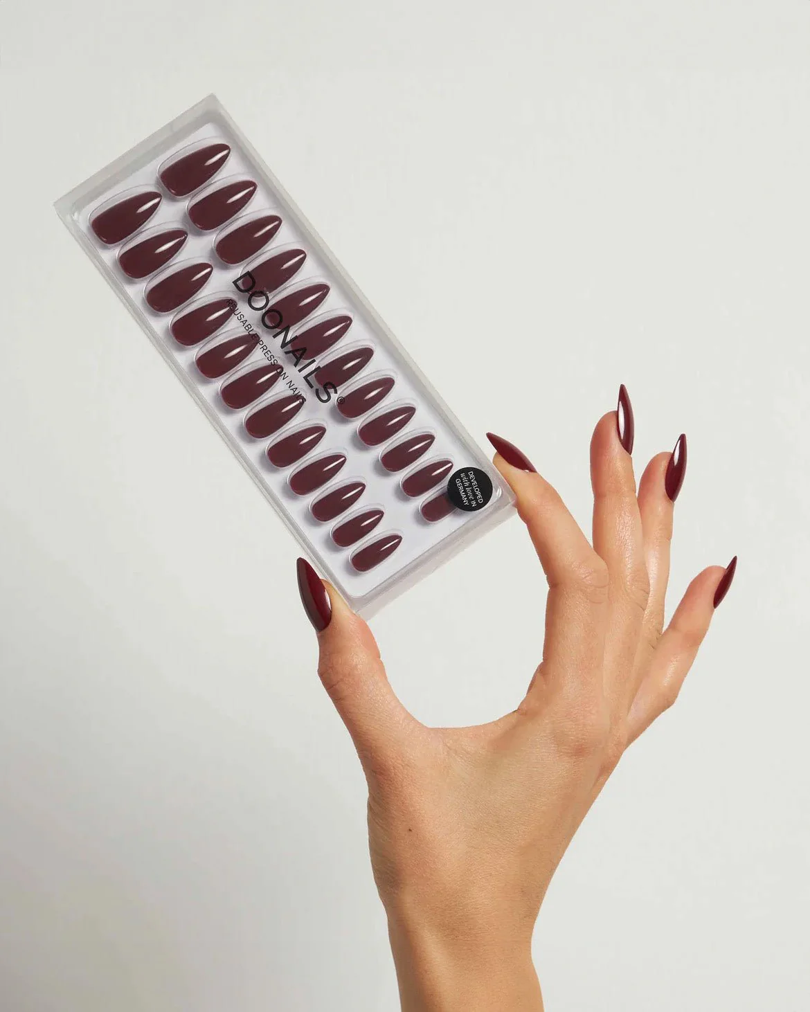 Love Paris Medium Almond Soft Gel Press Ons - Image 4